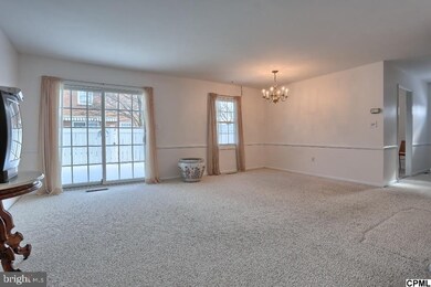 463 W Caracas Ave, Hershey, PA 17033 - photo 2