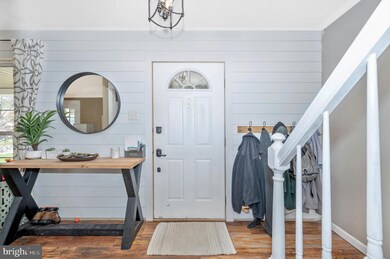 212 Burlington Ave, Walkersville, MD 21793 - photo 3