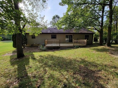1630 N Mountain Lake Rd, Albion, IN 46701 - photo 3