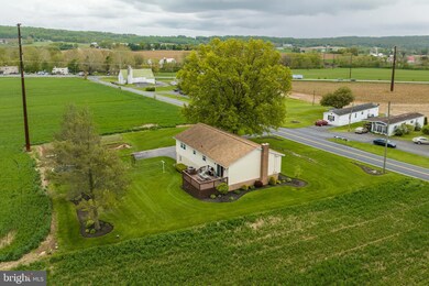 225 Pfautz Hill Rd, Stevens, PA 17578 - photo 5