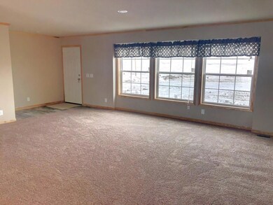 14922 Cochise St, Williston, ND 58801 - photo 7