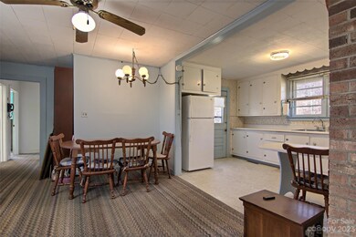 420 Jackson Loop Rd, Flat Rock, NC 28731 - photo 5