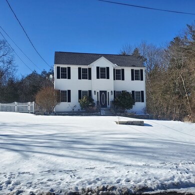 33 Westview Dr, Oxford, MA 01540 - photo 3