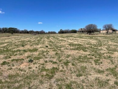 686 Jennings Ln, Azle, TX 76020 - photo 2