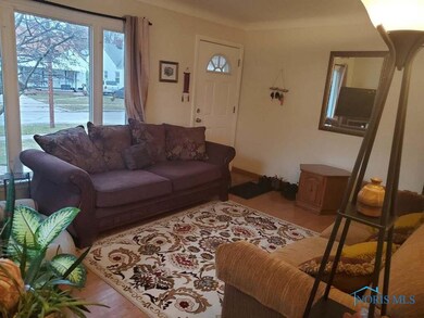 945 Southover Rd, Toledo, OH 43612 - photo 5