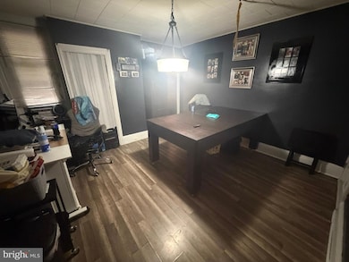 9 E Basin St, Norristown, PA 19401 - photo 6