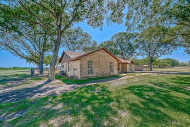 6634 Mildred Rd, Needville, TX 77461 - photo 4