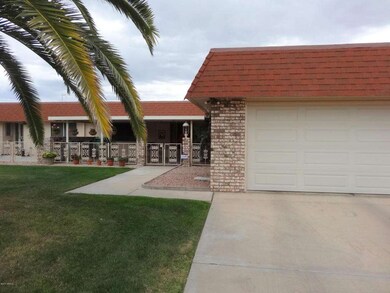 03 Front 15209 N Desert Rose