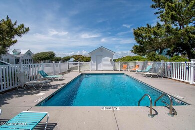 Community pool
