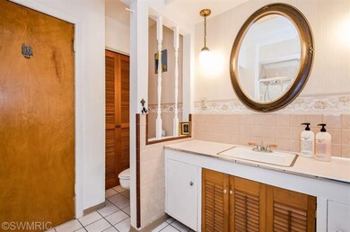 18625 W Spring Lake Rd, Spring Lake, MI 49456 - photo 6