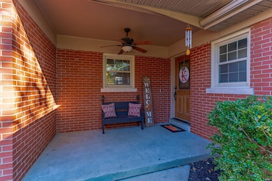 1606 Robin Ln, Mount Vernon, IN 47620 - photo 5