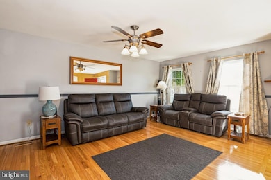 2758 Overlook Ct, Manchester, MD 21102 - photo 6