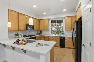 745 Mente Linda Loop unit 4H, Milpitas, CA 95035 - photo 7