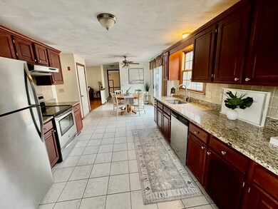 23 Catherine Ave, Franklin, MA 02038 - photo 7