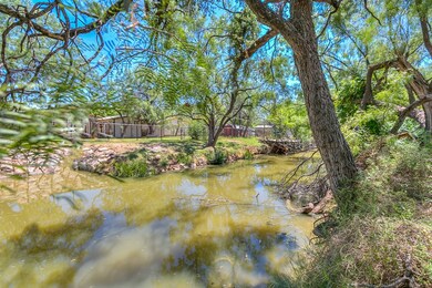 Backyard Water Access behind Gate