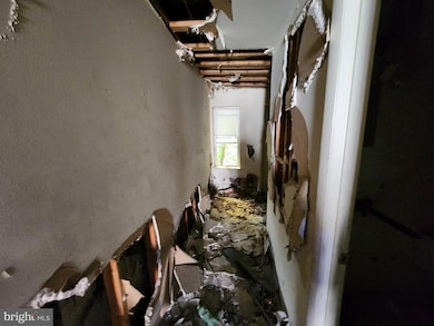 1323 Mosher St, Baltimore, MD 21217 - photo 7