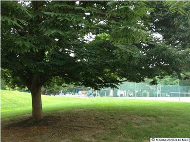 14 Powell Ct, Hightstown, NJ 08520 - photo 3