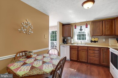 721 Rainbow Ct, Edgewood, MD 21040 - photo 7