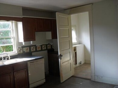 1094 Walnut St, Franklin, IN 46131 - photo 7