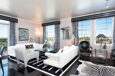 1 King Street 508 Charleston-005-023-KL2