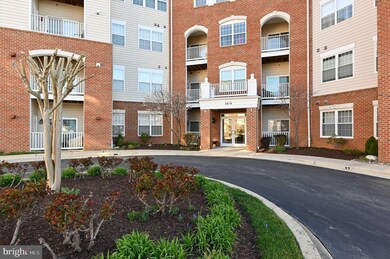 2610 Chapel Lake Dr unit 311, Gambrills, MD 21054 - photo 3