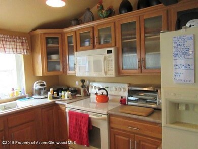 4 Kitchen_600x450