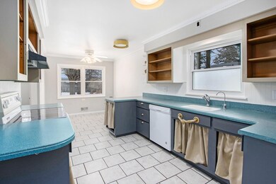 1328WestMaple_15