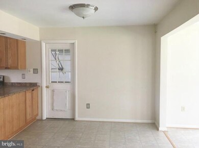 6670 Oakwood Cir, Indian Head, MD 20640 - photo 5