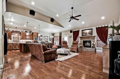 57 Clevelys Ln, Bella Vista, AR 72715 - photo 4