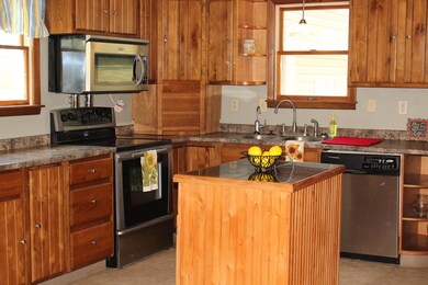 2341 N Court St, Circleville, OH 43113 - photo 4