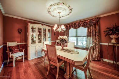006_Dining Room