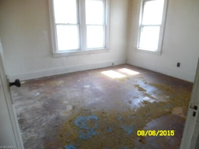 16010 Neladale Rd, Cleveland, OH 44112 - photo 7