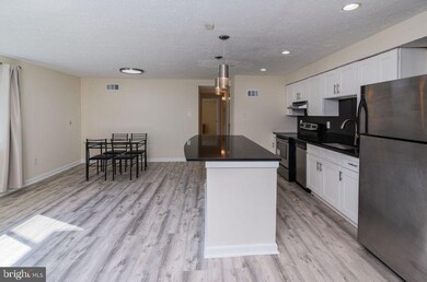 19633 Gunners Branch Rd unit C, Germantown, MD 20876 - photo 6