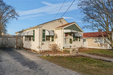 25 Trieste St, Pawtucket, RI 02860 - photo 2
