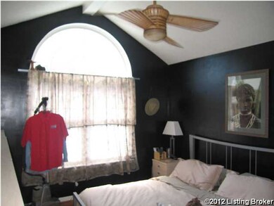 5818 Lake Erie Dr, Louisville, KY 40291 - photo 7