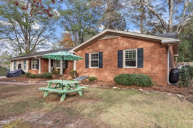 307 South Arendell Avenue_02