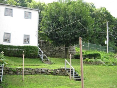 312 W Broad St, Tamaqua, PA 18252 - photo 5