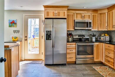 53 Peck Ave, Riverside, RI 02915 - photo 7