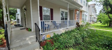 7000 Flag Harbor Dr, District Heights, MD 20747 - photo 3