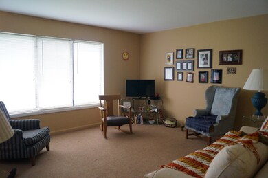 Frazee Duplex 077