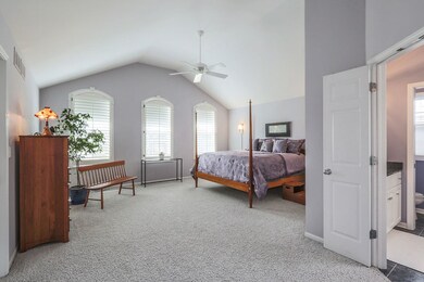 5029 Prairie Sage Rd, Naperville, IL 60564 - photo 3