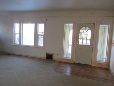 800 Roseway Dr, Klamath Falls, OR 97601 - photo 5