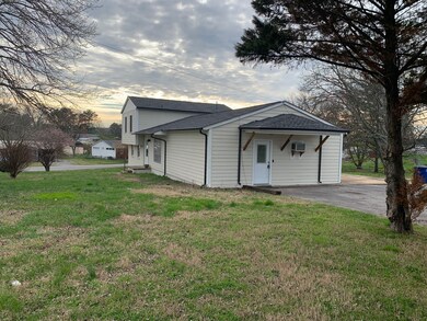 1000 Cowan Ave, Shelbyville, TN 37160 - photo 7