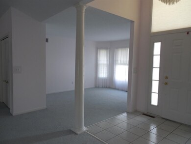 Entrance is vaulted. Lots of room here too.