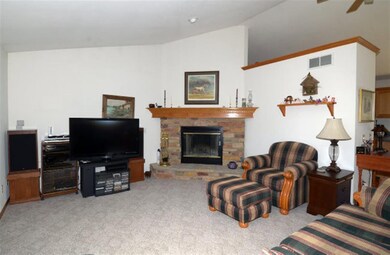 N9475 Hughes Rd, Belleville, WI 53508 - photo 6