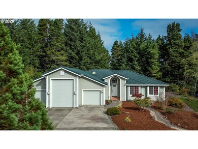2184 13th St, Florence, OR 97439 - photo 4