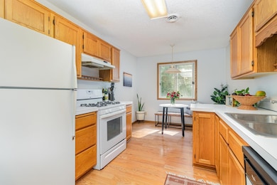 6224 Magda Dr unit D, Maple Grove, MN 55369 - photo 7