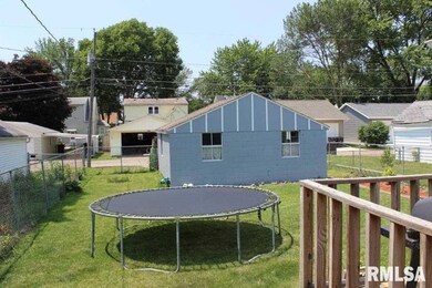 2020 44th St, Rock Island, IL 61201 - photo 4