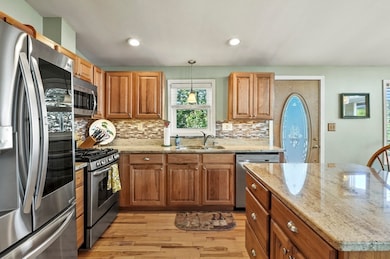 103 Lakeside Ave, Webster, MA 01570 - photo 7