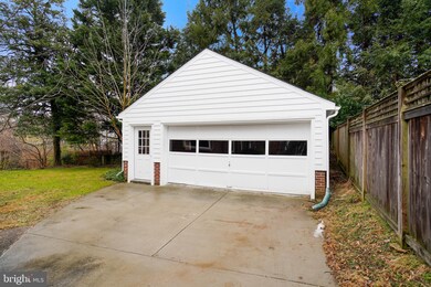 4100 Aspen St, Chevy Chase, MD 20815 - photo 4